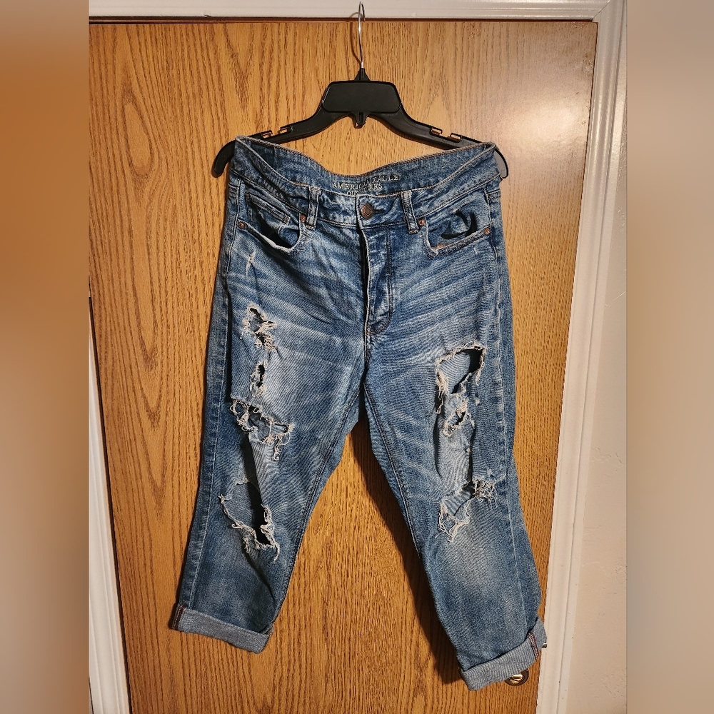 American eagle ripped jeans